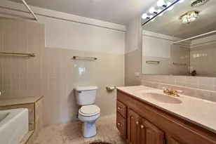 190 Betty Dr, Inverness, IL 60010 - Photo 22