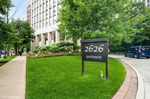 2626 N Lakeview Ave, Chicago, IL 60614 - Photo 2