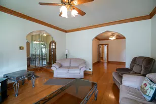 2820 N Mont Clare Ave, Chicago, IL 60634 - Photo 4