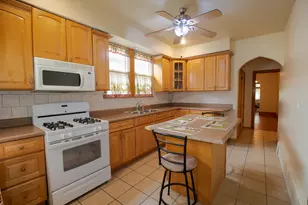 2820 N Mont Clare Ave, Chicago, IL 60634 - Photo 6