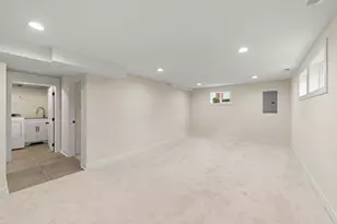 285 Hill Ave, Glen Ellyn, IL 60137 - Photo 12