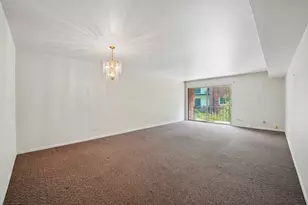 6961 N Oakley Ave, Chicago, IL 60645 - Photo 4