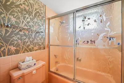6961 N Oakley Avenue #209B, Chicago, IL 60645 - Photo 12