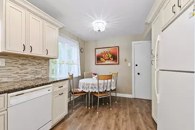 8604 W 95th Place #202, Hickory Hills, IL 60457 - Photo 8