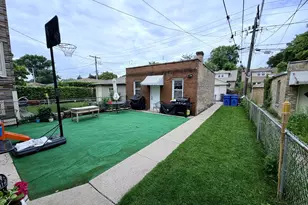 6302 W Holbrook St, Chicago, IL 60646 - Photo 18