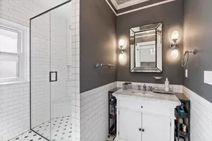 609 W Addison St, Chicago, IL 60613 - Photo 24