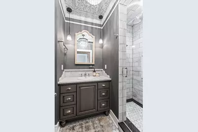609 W Addison Street #2, Chicago, IL 60613 - Photo 20