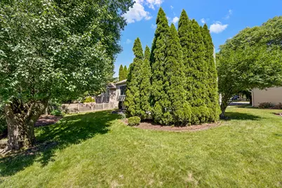 2284 Briarhill Drive, Naperville, IL 60565 - Photo 26