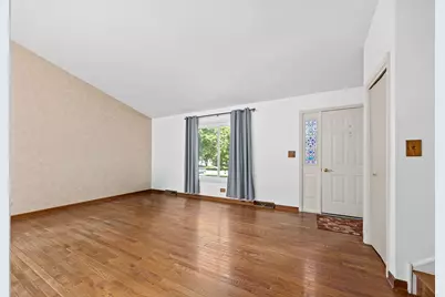 2284 Briarhill Drive, Naperville, IL 60565 - Photo 10
