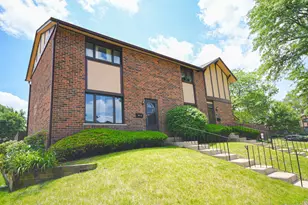 18W177 Lowell Ln, Villa Park, IL 60181 - Photo 1