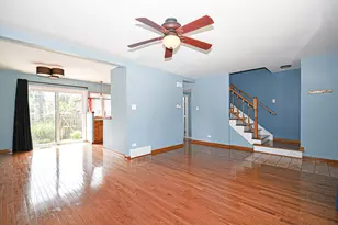 18W177 Lowell Ln, Villa Park, IL 60181 - Photo 8