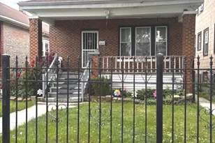 3314 W 66th St, Chicago, IL 60629 - Photo 2