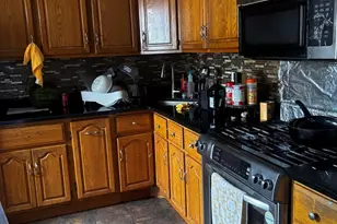 3314 W 66th St, Chicago, IL 60629 - Photo 6