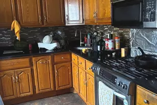 3314 W 66th St, Chicago, IL 60629 - Photo 6