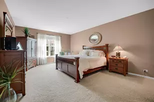 442 Winterberry Dr, Yorkville, IL 60560 - Photo 12