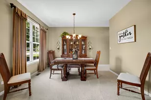 442 Winterberry Dr, Yorkville, IL 60560 - Photo 8