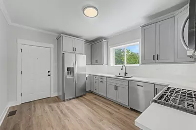 2345 N Lockwood Avenue, Chicago, IL 60639 - Photo 18