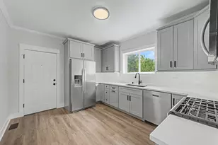 2345 N Lockwood Ave, Chicago, IL 60639 - Photo 18