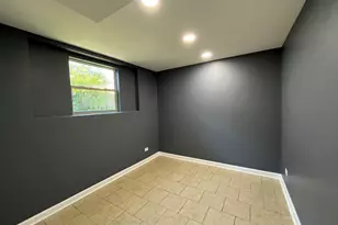 2402 Apache Ave, Sauk Village, IL 60411 - Photo 8