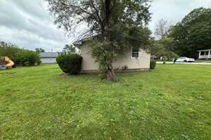 111 Orchard St, Catlin, IL 61817 - Photo 10