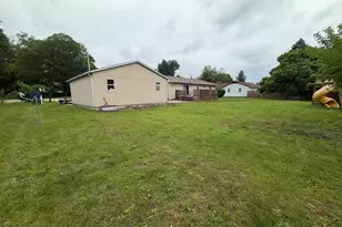 111 Orchard St, Catlin, IL 61817 - Photo 8