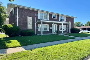 18207 Locust St, Lansing, IL 60438 - Photo 1