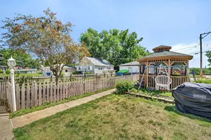 1700 Cora St, Crest Hill, IL 60403 - Photo 22