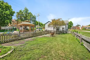 1700 Cora St, Crest Hill, IL 60403 - Photo 24