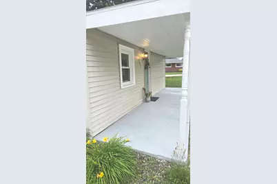 201 4th Street, Colona, IL 61241 - Photo 2