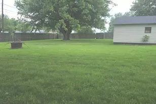 201 4th St, Colona, IL 61241 - Photo 24