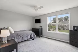 548 Council Cir, Vernon Hills, IL 60061 - Photo 24