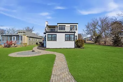 297 E Lakeview Avenue, Round Lake Beach, IL 60073 - Photo 52