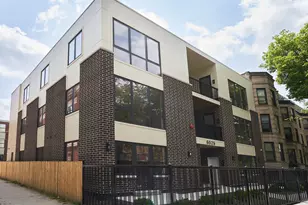 6029 S Champlain Ave, Chicago, IL 60637 - Photo 2