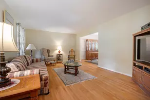 778 Darlington Ln, Crystal Lake, IL 60014 - Photo 4