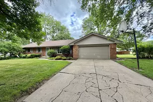 1520 Kerstin Ct, Rockford, IL 61108 - Photo 2