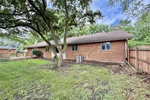 1520 Kerstin Ct, Rockford, IL 61108 - Photo 4