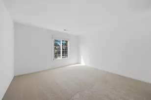 1720 Lakecliffe Dr, Wheaton, IL 60189 - Photo 14