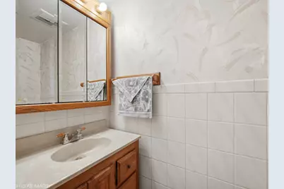 3321 Woodridge Drive, Woodridge, IL 60517 - Photo 6