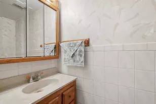 3321 Woodridge Dr, Woodridge, IL 60517 - Photo 6