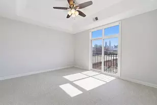 814 W Hubbard St, Chicago, IL 60642 - Photo 10