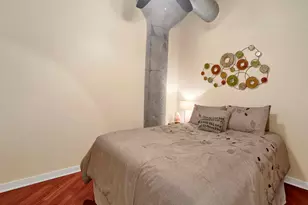 1151 W 14th Pl, Chicago, IL 60608 - Photo 18