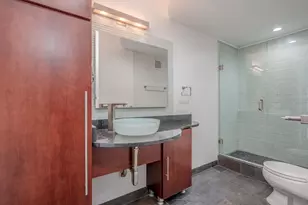 175 E Delaware Pl, Chicago, IL 60611 - Photo 12