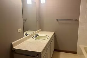 36W527 Oak Hill Dr, West Dundee, IL 60118 - Photo 16
