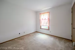 335 S Hadsall St, Genoa, IL 60135 - Photo 14