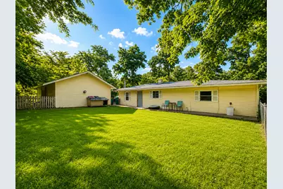 11538 W Oak Drive, Beach Park, IL 60099 - Photo 2