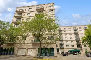 680 N Green St, Chicago, IL 60642 - Photo 1