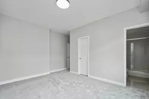 680 N Green St, Chicago, IL 60642 - Photo 10