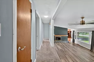 628 High Terrace, Dekalb, IL 60115 - Photo 10