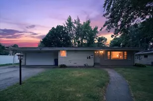 628 High Terrace, Dekalb, IL 60115 - Photo 1