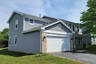 342 Country Ln, Algonquin, IL 60102 - Photo 2